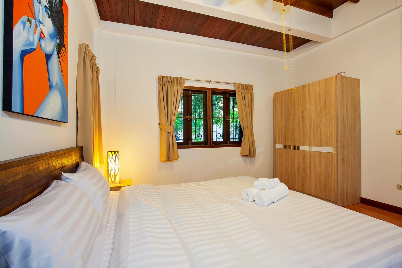 Traditional Thai Villa Nikkie In Tropical Nature, 4Br & Pool, Near Rawai Beach Nai Harn Eksteriør bilde