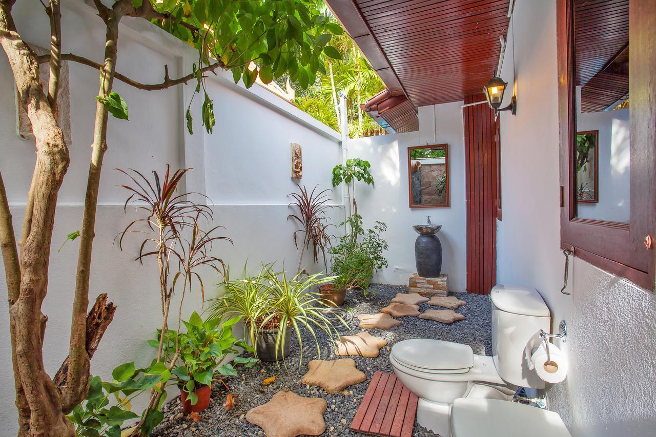 Traditional Thai Villa Nikkie In Tropical Nature, 4Br & Pool, Near Rawai Beach Nai Harn Eksteriør bilde