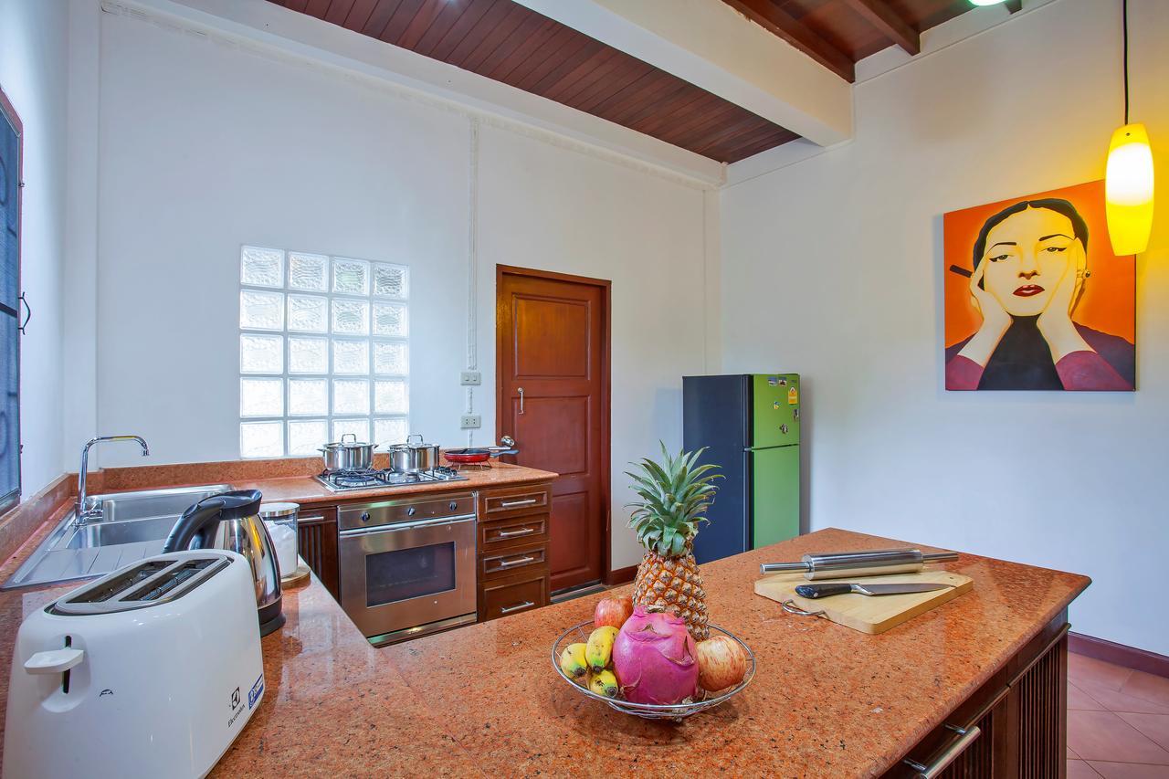 Traditional Thai Villa Nikkie In Tropical Nature, 4Br & Pool, Near Rawai Beach Nai Harn Eksteriør bilde